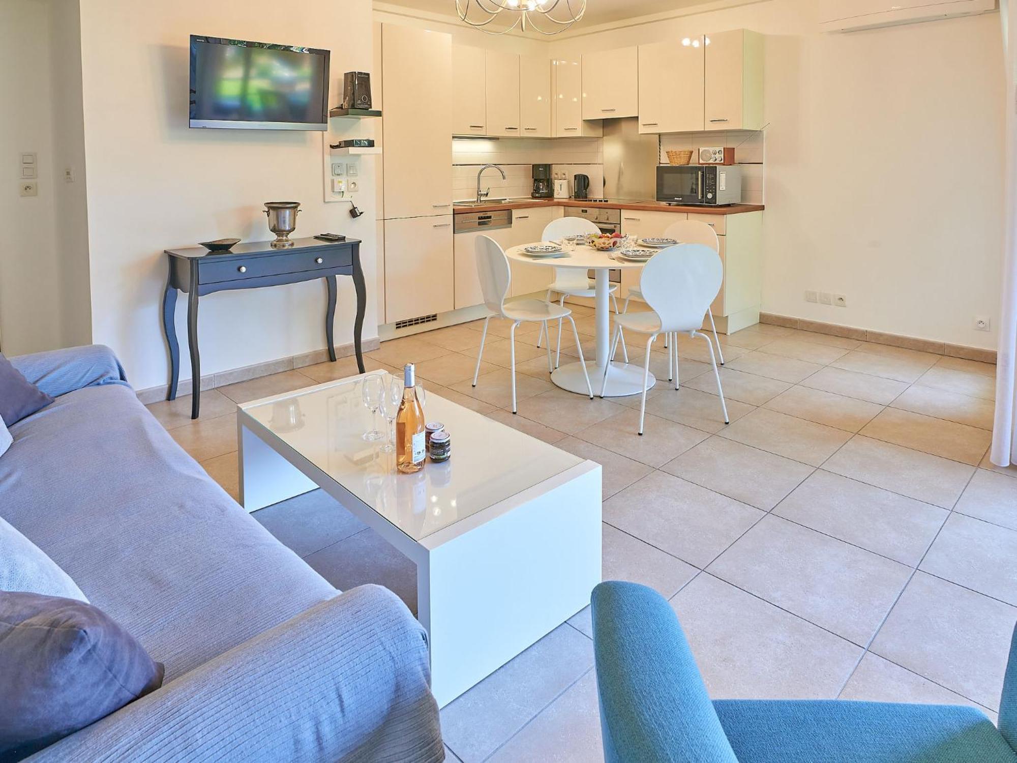 Apartment Les Rivages De L'Esterel By Interhome Boulouris-sur-Mer Exteriör bild